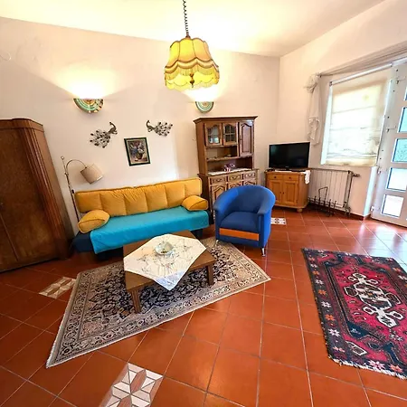 In - Nordtransdanubien 51288 Apartment *