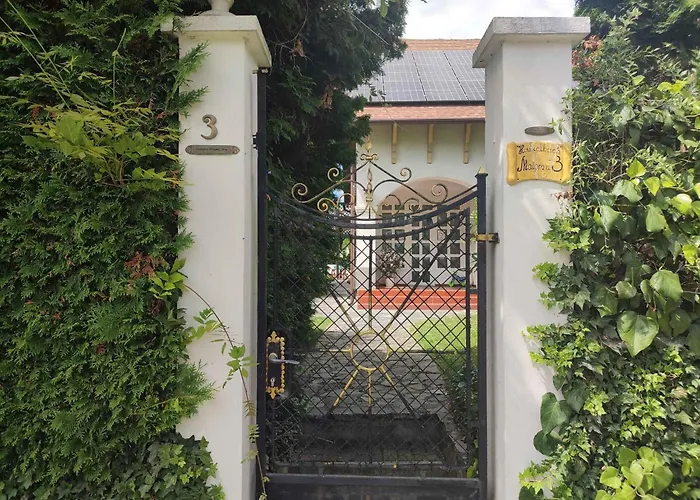 In - Nordtransdanubien 51288 דירה Kehidakustány